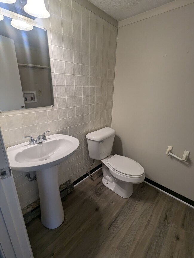 Foto del edificio - 2 Bedroom/1.5 Bathroom Townhouse in South ...