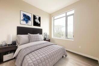 Building Photo - 1524 Sheepshead Bay Rd