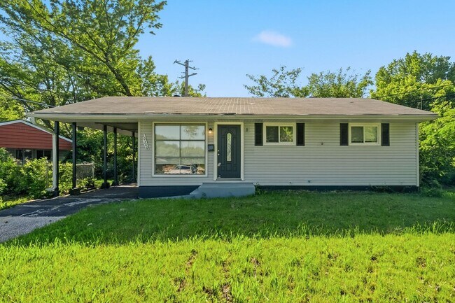 Building Photo - 10700 Spring Garden Dr