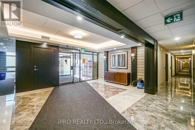 Photo du bâtiment - 101-101 Shoreview Pl