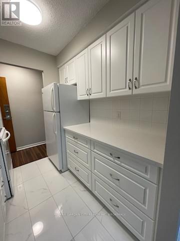 Building Photo - 151 Plymouth Rd