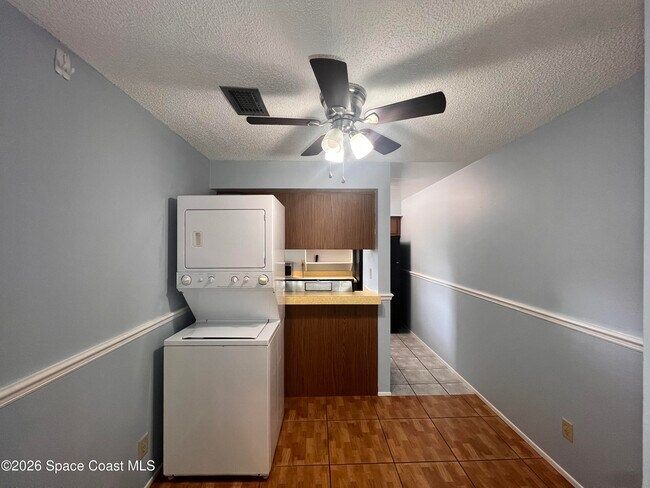 Building Photo - 1225 N Wickham Rd