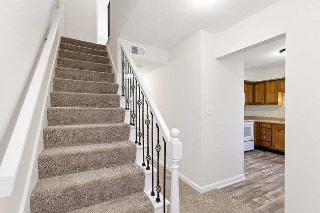 Arbor - Entry - Partridge Meadows Apartments