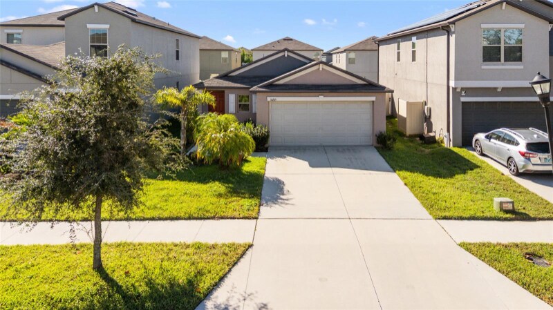 Foto principal - 10205 Cool Waterlily Ave