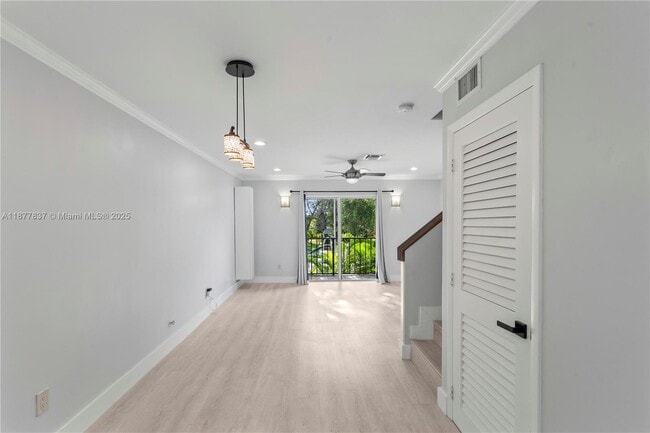 Building Photo - 8600 SW 67th Ave