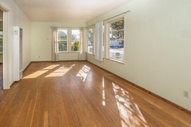 Building Photo - 3218 Eureka Pl