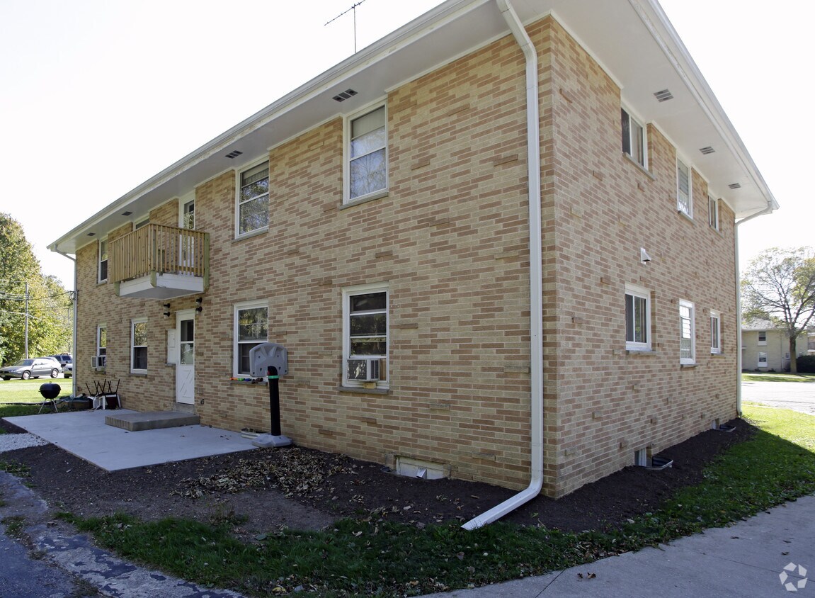 Building Photo - 3843 Cheyenne Ct