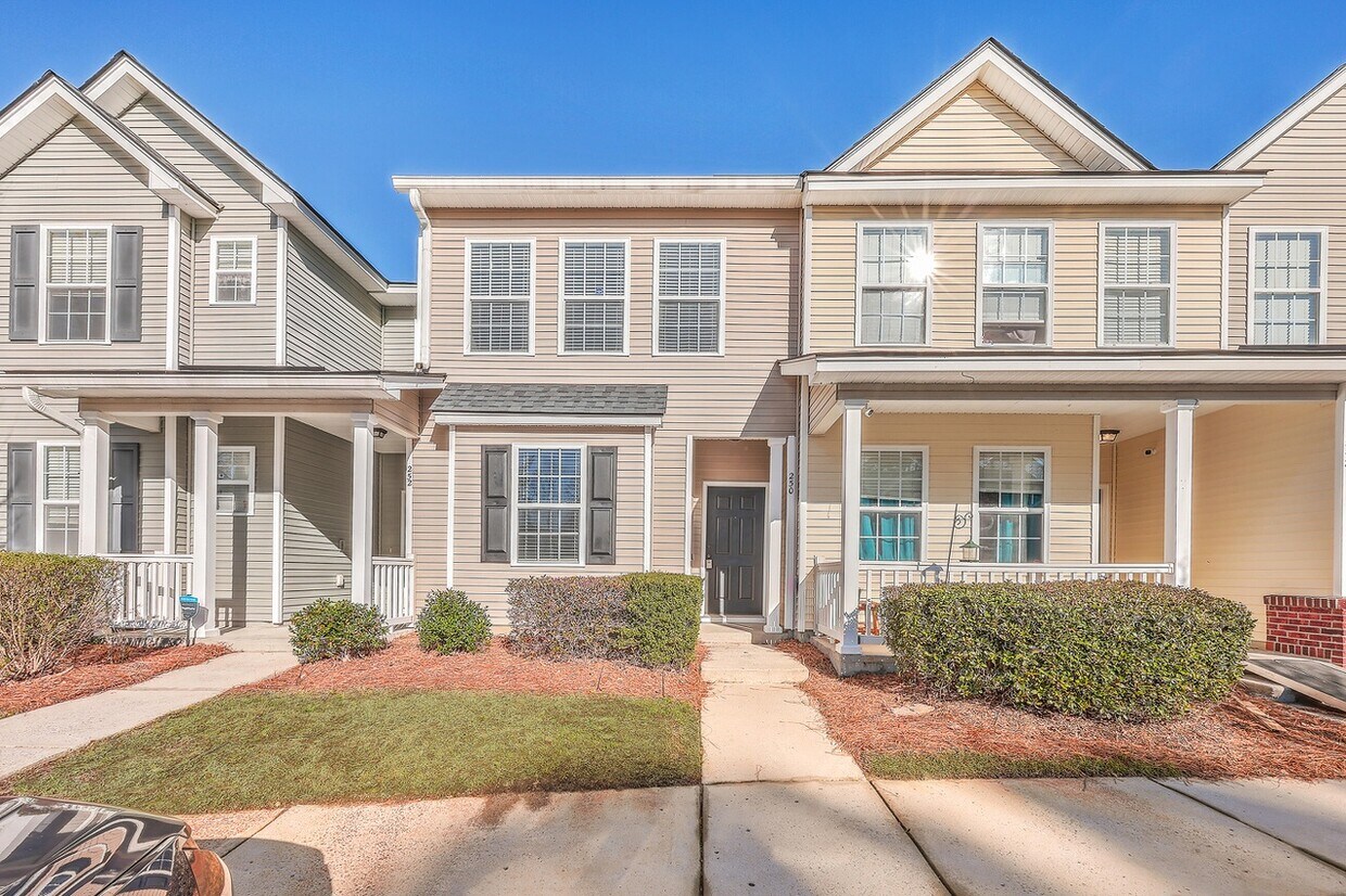 front - 250 Brookshire Rd