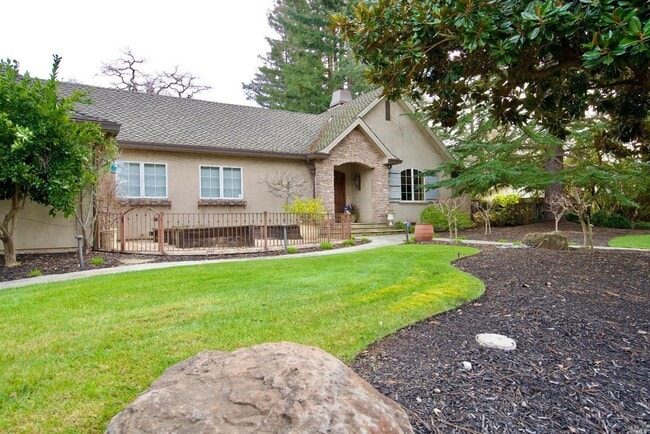 Building Photo - 1571 Silver Trail