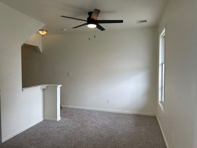 Foto del edificio - 1328 Lehman St