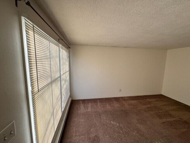 Foto del edificio - Charming 3-Bedroom SE Portland Home – Full...