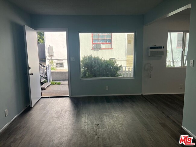 Building Photo - 2023 Reservoir St