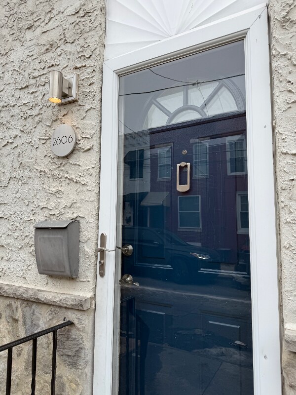 Foto del edificio - 2606 E Madison St