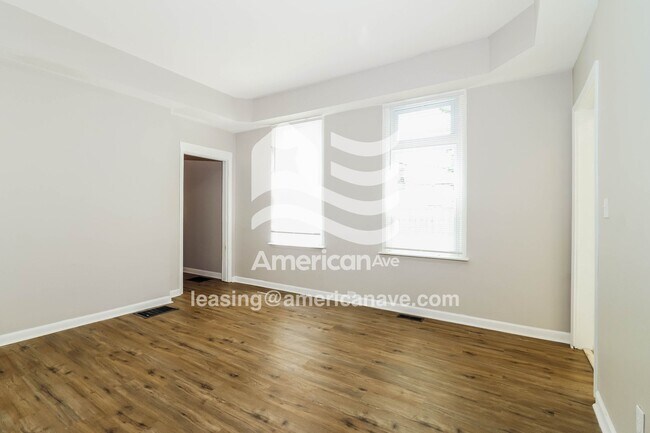 Building Photo - 820 Milton St