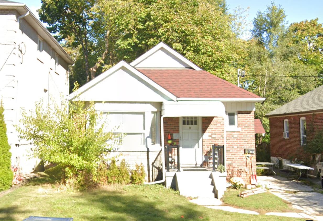 Primary Photo - 520 Glengrove Av