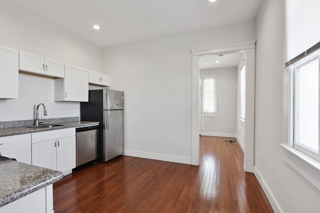 Photo - dfd812 Apartment