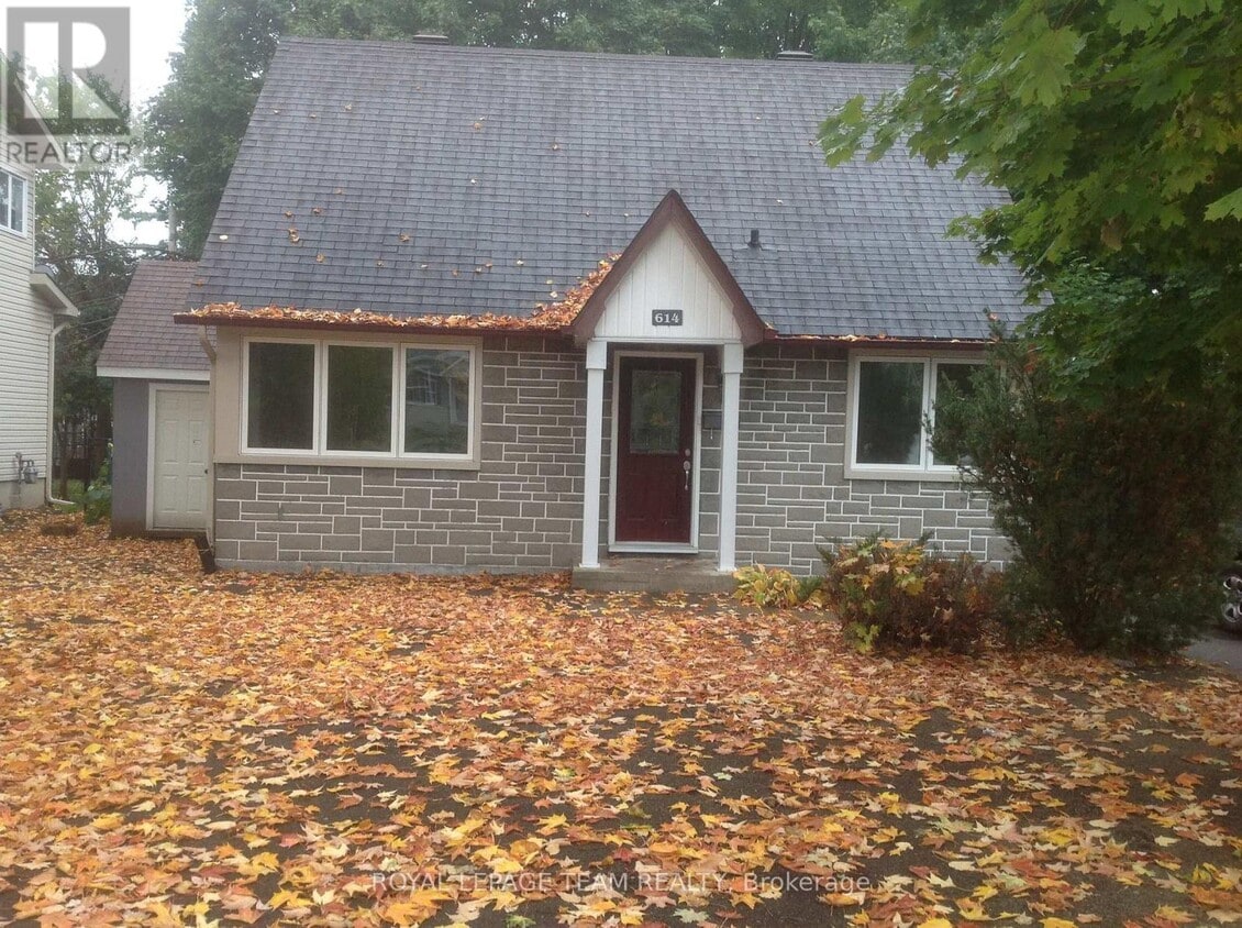 Primary Photo - 614 Churchill Ave N