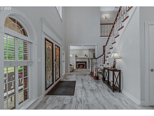 Foto del edificio - 21416 NE 63rd St