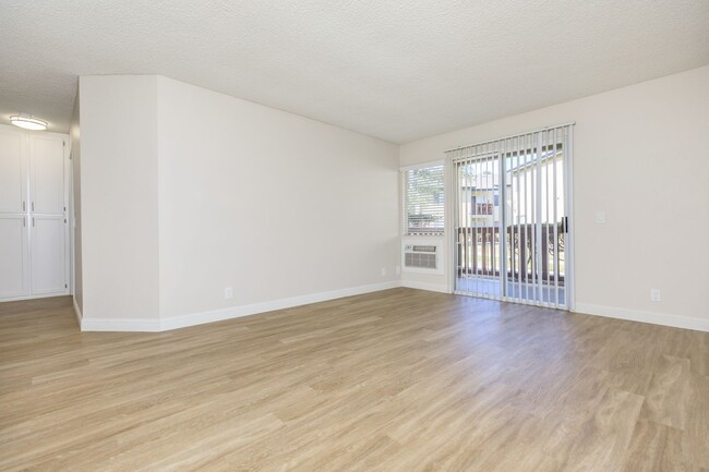 Interior Photo - Valley Breeze Apartments