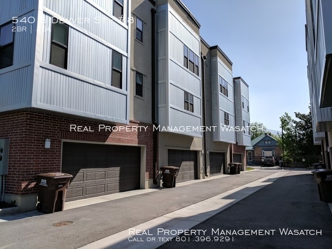 Foto del edificio - Trolley Town Homes - 2 Bed/2.5 Bath