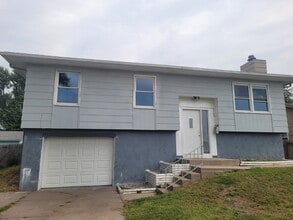 Building Photo - 907 S Lincoln Ave