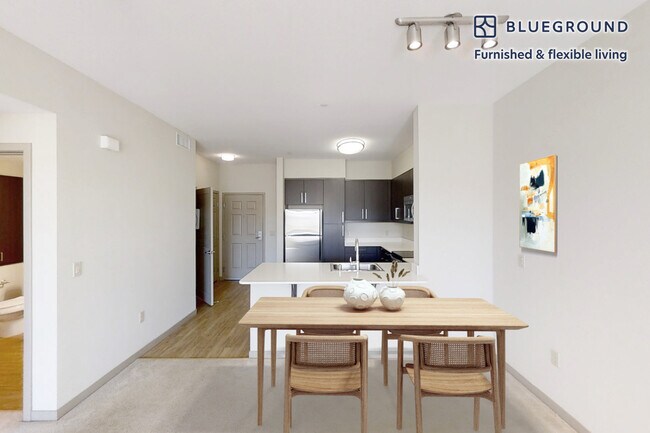 Foto del edificio - 5200 Iron Horse Pkwy