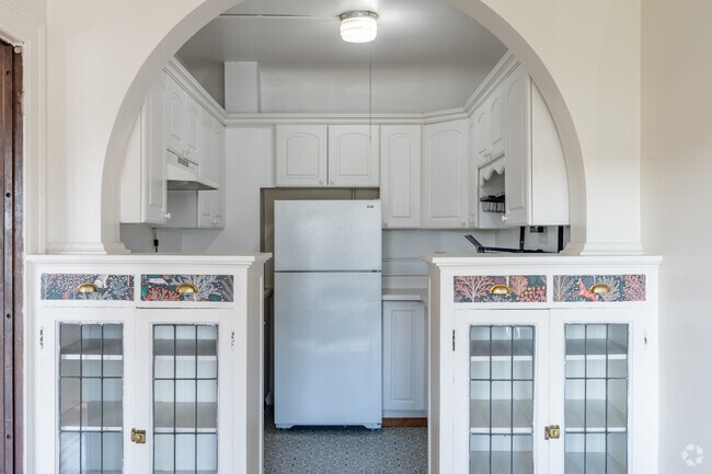 Interior Photo - SYLVESTER MANOR APARTMENTS