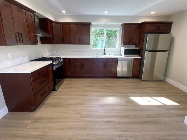 Foto del edificio - 1718 252nd St