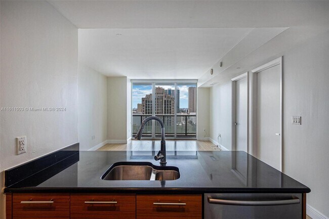 Building Photo - 50 Biscayne Blvd