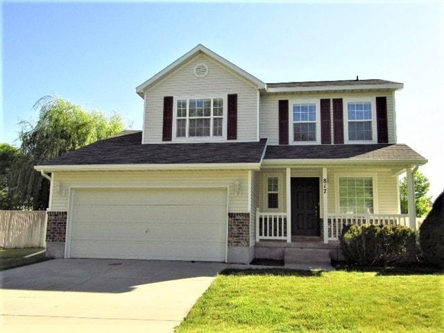 Building Photo - 817 Country Club Dr