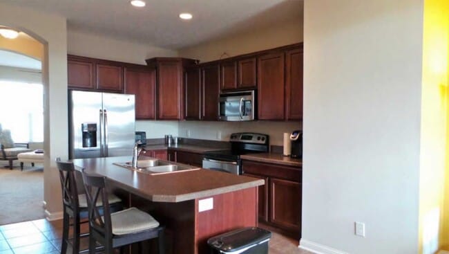 Building Photo - 6337 Chetti Dr