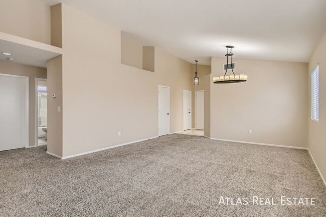 Building Photo - 4405 Sandhorse Ct
