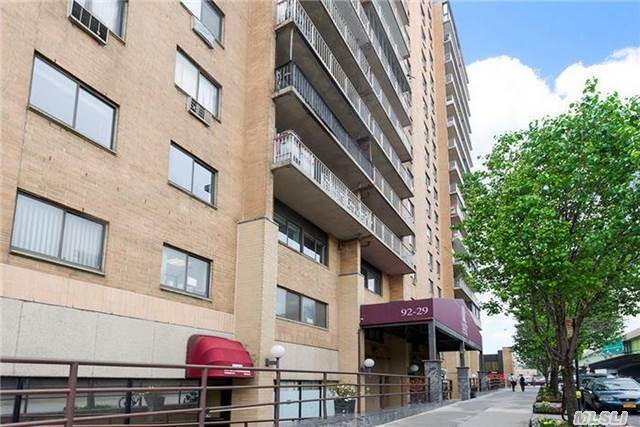 Foto del edificio - 9229 Queens Blvd