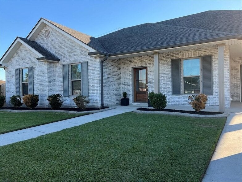 Primary Photo - 2148 Pirate Dr