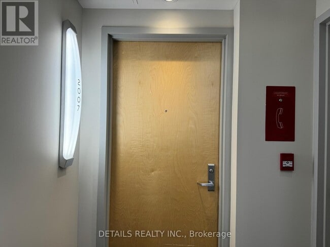 Building Photo - 40 Nepean St