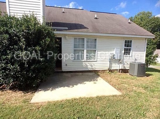 Building Photo - 3724 Capps Hill Dr