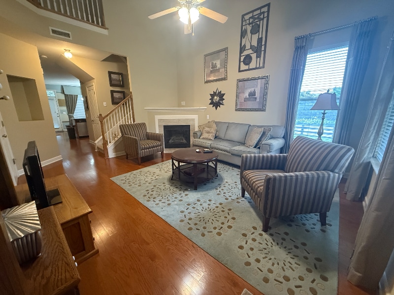 Primary Photo - 200 Windsor Chase Ct