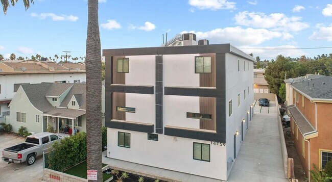 Building Photo - 14759 Friar St