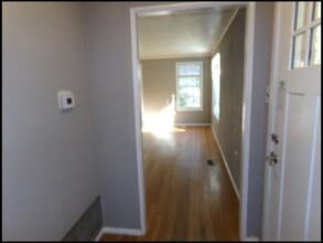 Building Photo - 1400 S Taylor St