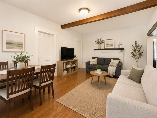 Building Photo - 407 W 35th St