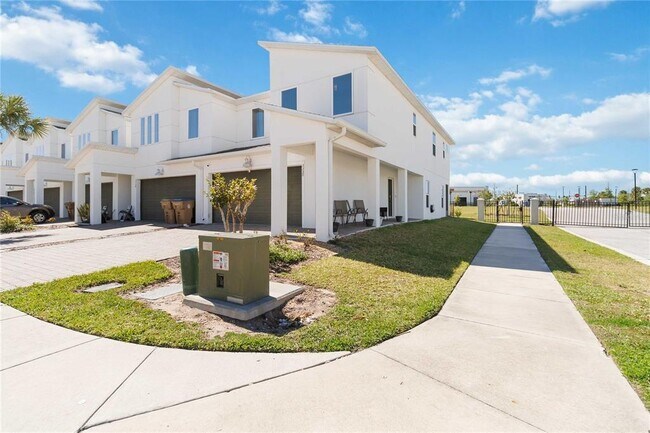 Foto del edificio - 3350 Beaute Dr