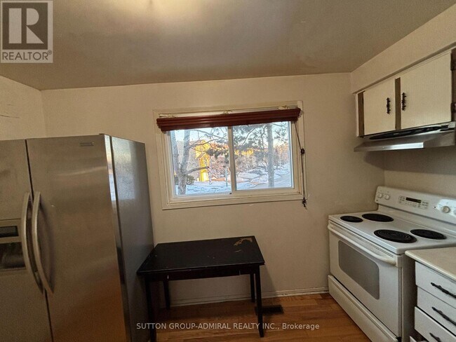 Photo du bâtiment - 52 Dana Crescent