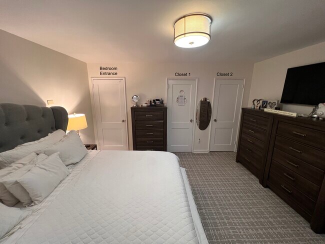 Master bedroom 2 closets - 61 Troy Dr
