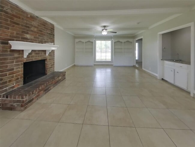Building Photo - 20202 Laverton Dr