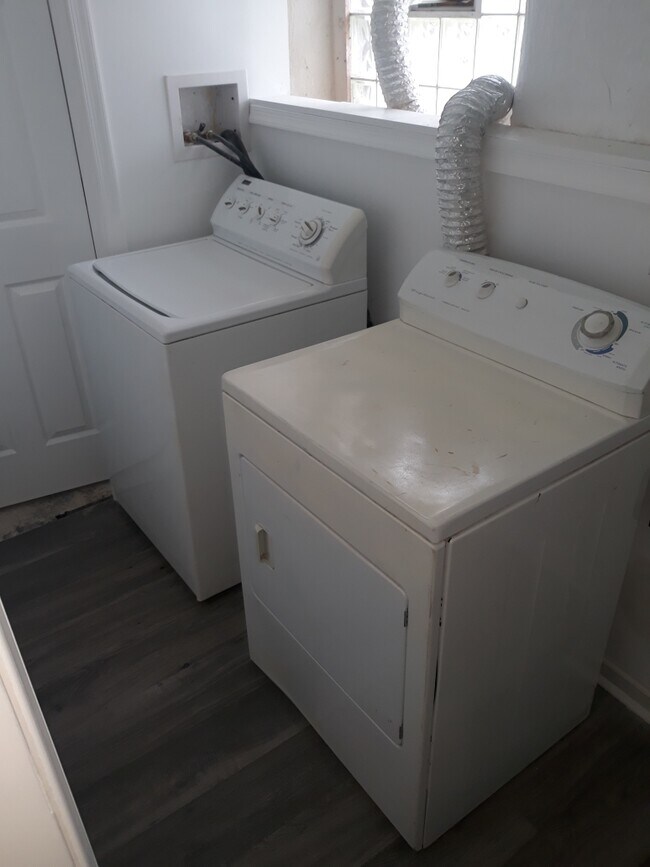 Washer and dryer on site - 1325 E Mt Pleasant Ave