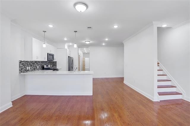 Foto del edificio - 315 New York Ave