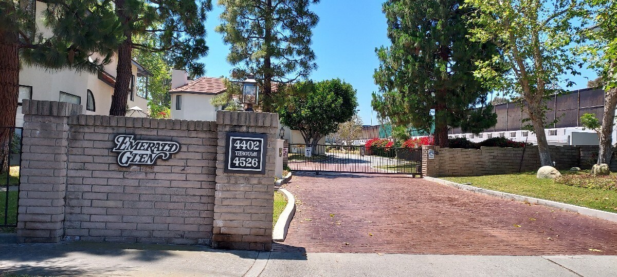 Foto principal - 4502 Emerald St