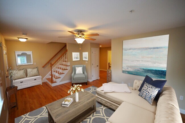 Building Photo - 855 Temple St