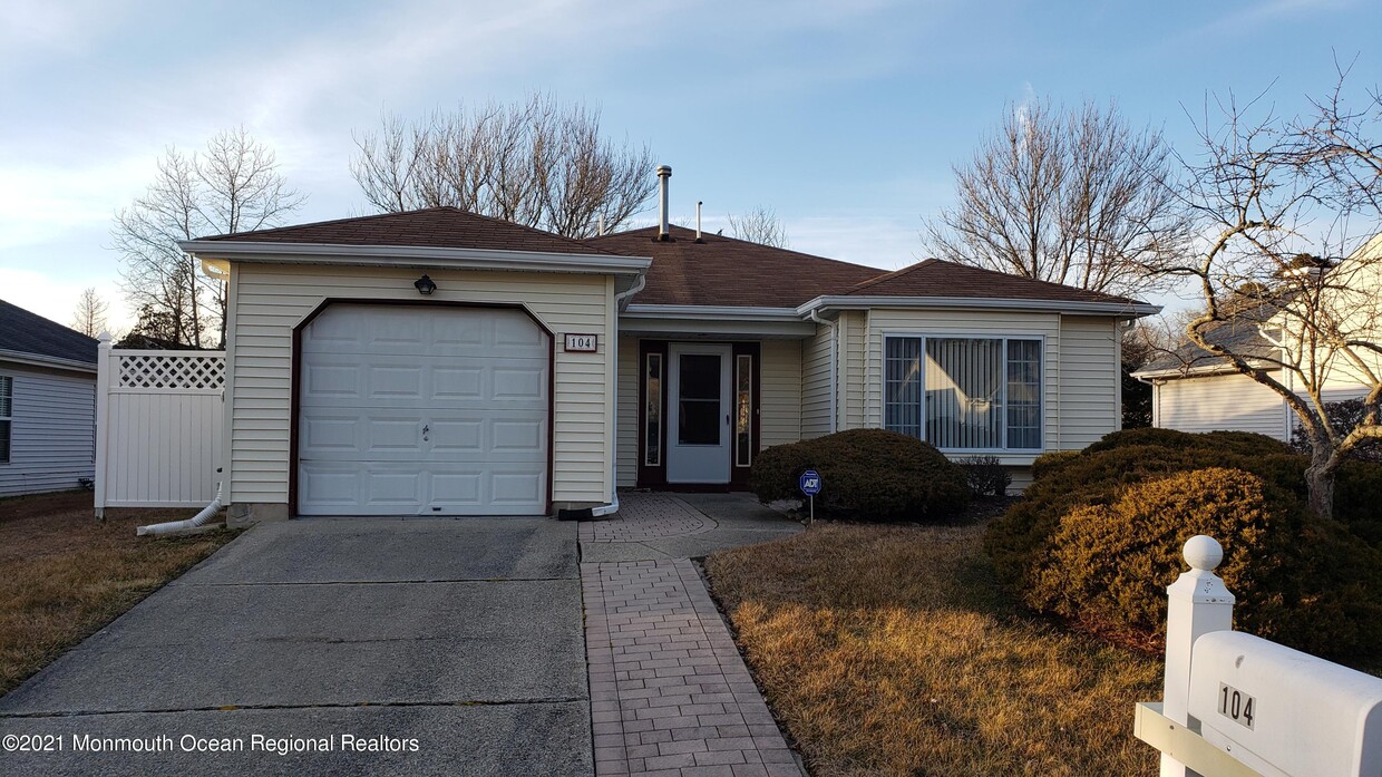 104 Mohican Ln, Little Egg Harbor Township, NJ 08087 House Rental in