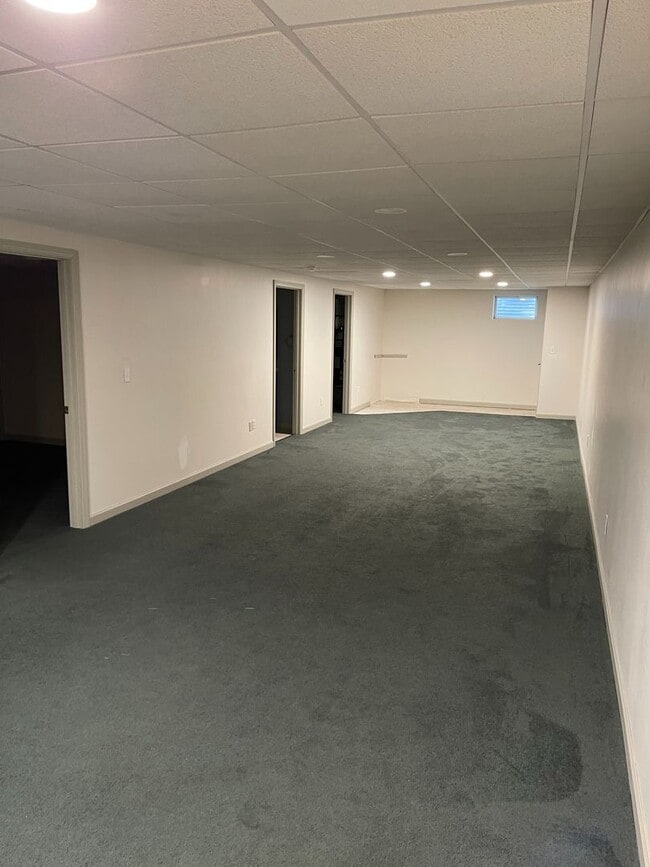 Building Photo - 267 1st Ave